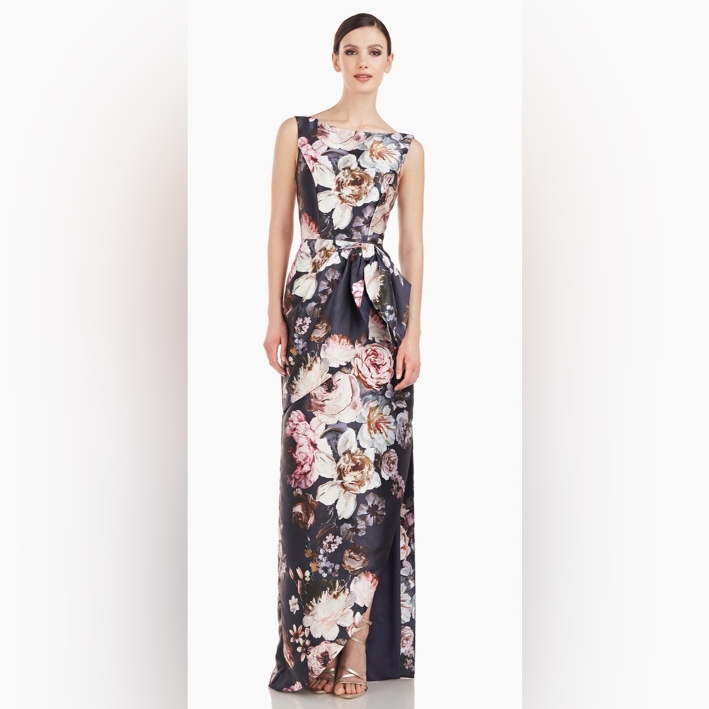 RAINE COLUMN GOWN